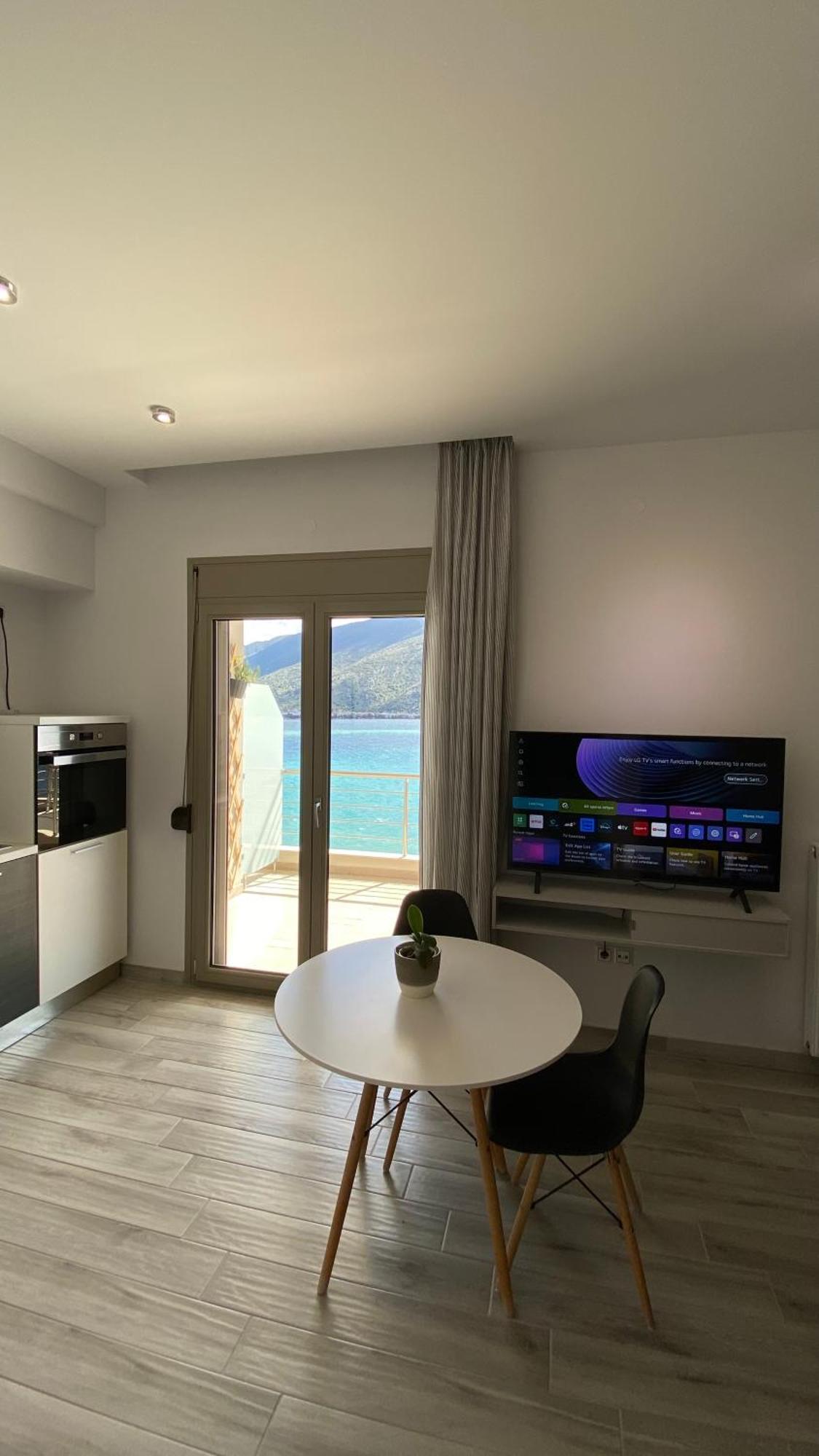 Apartment Ocean Views