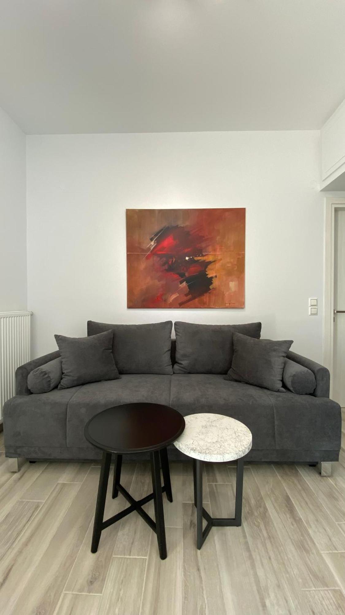 Ocean Views Apartment Plataria